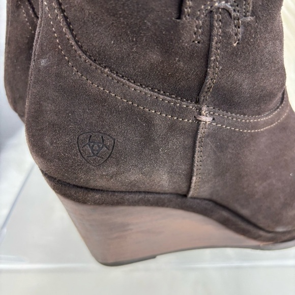 ARIAT BROADWAY WESTER WEDGE ANKLE BOOTS - Picture 7 of 11